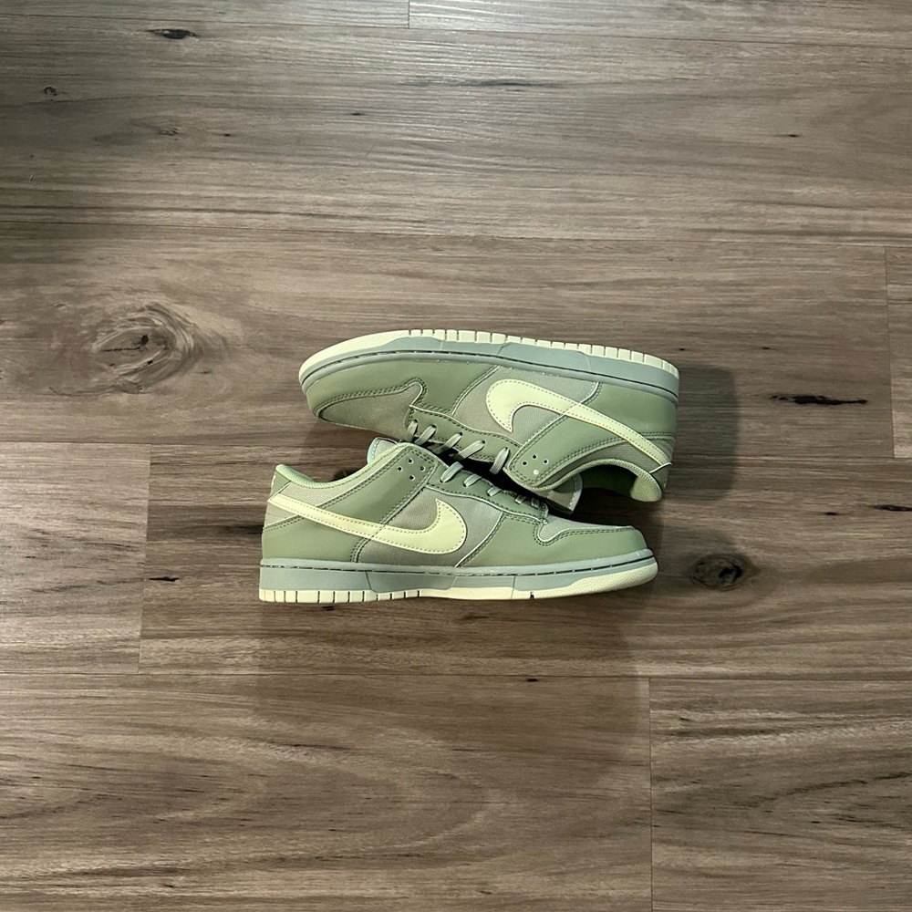 Nike Olive and Beige dunks